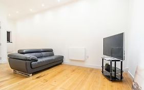 Beautiful Flat Available Next To The City Center